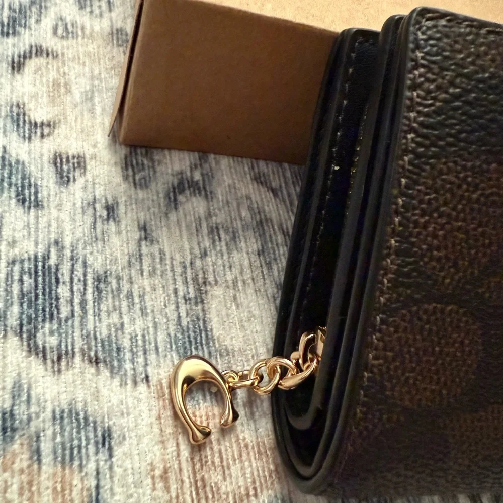 Coach Black and Gold Wallet - Picture 3 of 6